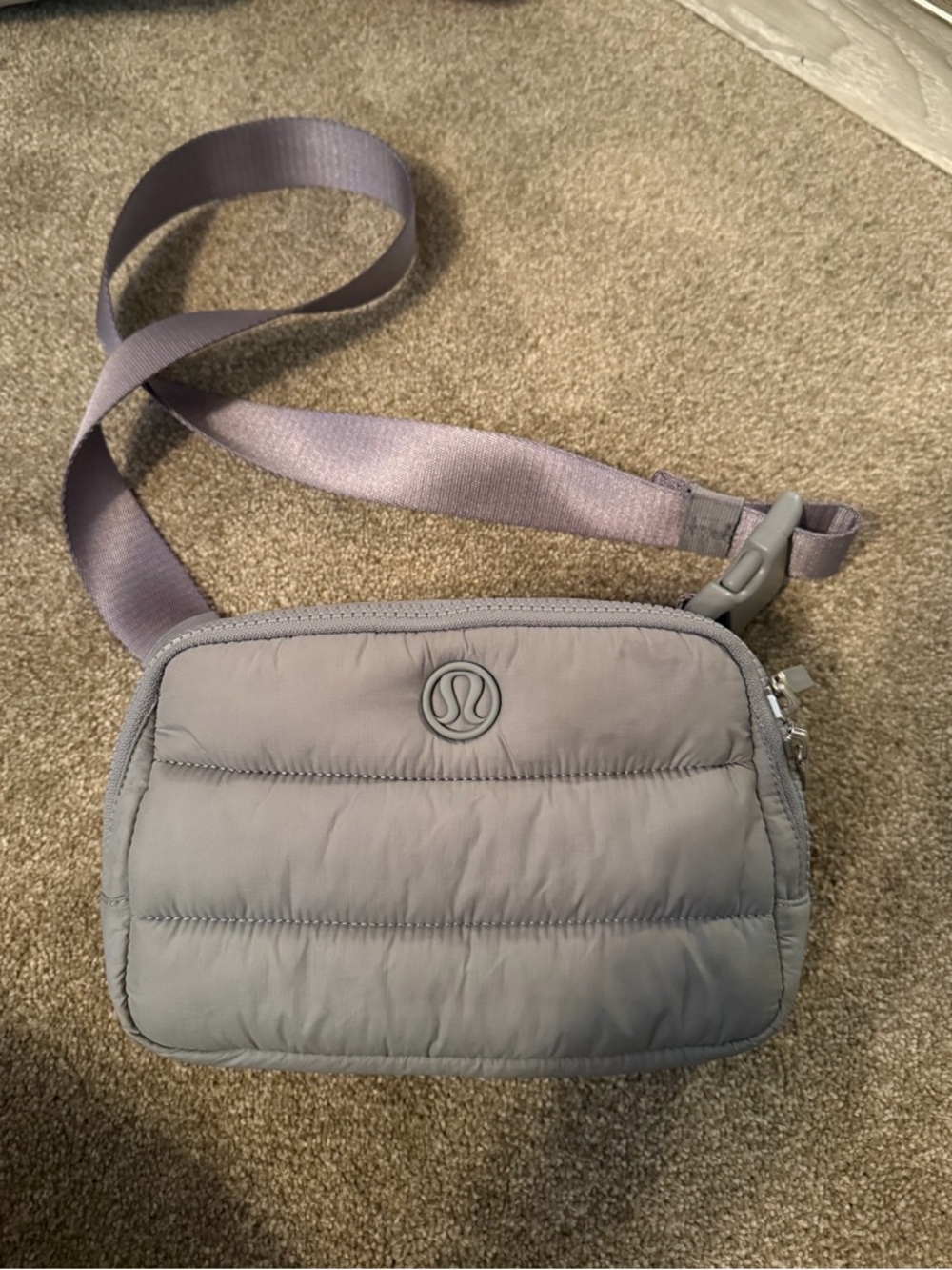 lululemon Everywhere Belt Bag in Light Gray Puff